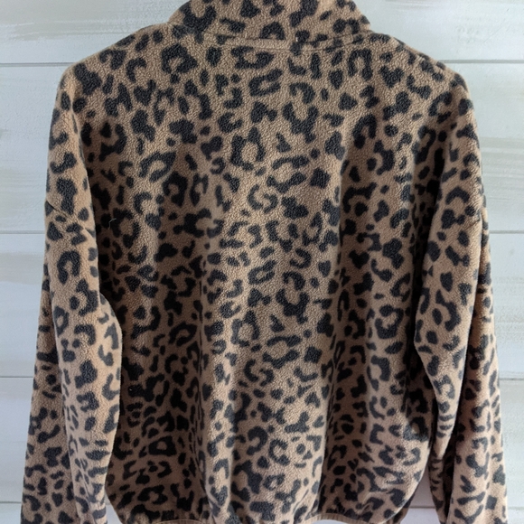 hippie rose cheetah print quarter zip! - Picture 3 of 3